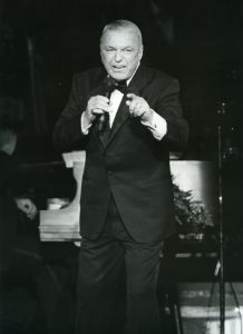 Frank Sinatra 1987, NY 9.jpg